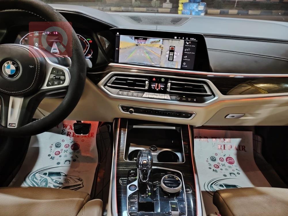 بي ام دبليو X7